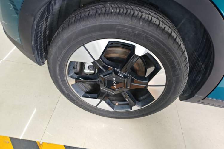 Used AION UT 2025 420 Prestige Edition Right Rear Wheel Hub