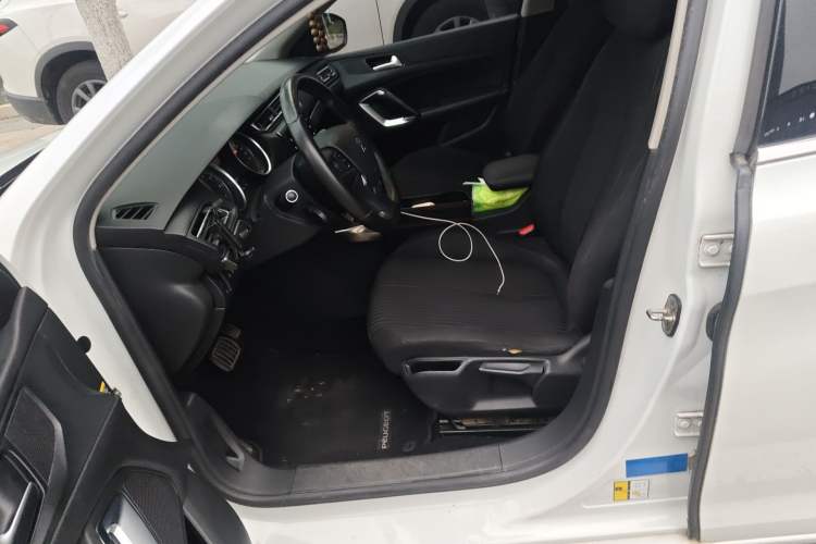 Used Peugeot 408 2016 1.6T Automatic Luxury Edition Left Front Seat