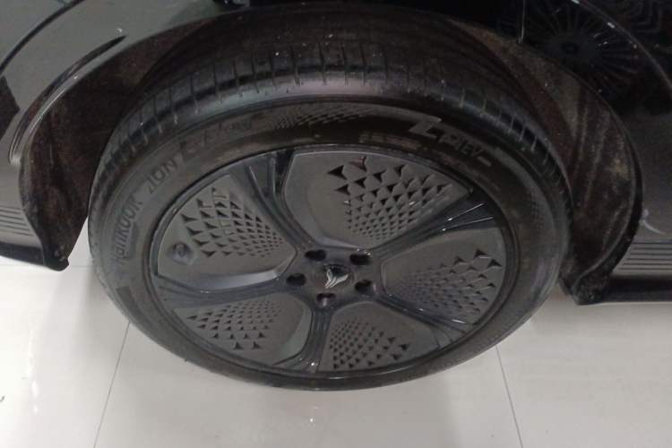 Used VOYAH COURAGE 2024 Long-Range Supercharge Edition
