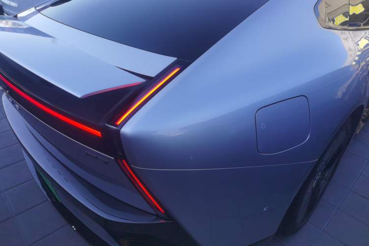 Used XPeng P7 2025 Model—820 Ultra Long Range Ultra