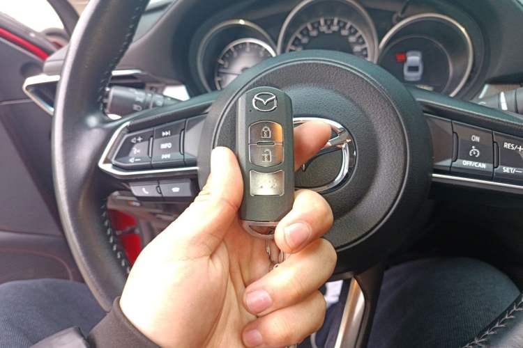 Used Mazda Atenza 2020 2.0L Blue Sky Luxury Edition