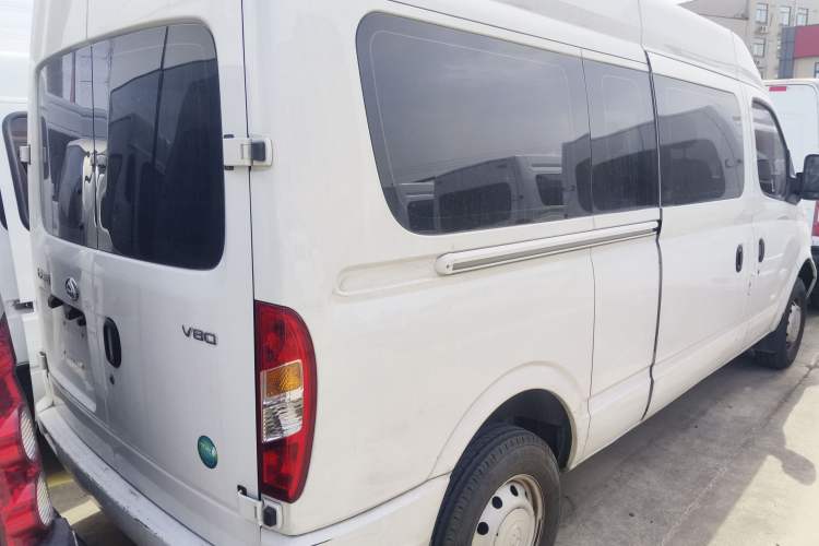 Used SAIC MAXUS Xintu V80 2023 2.0T AMT Classic Aoyuntong Long Wheelbase Mid-Height 6/7/8/9-Seater
