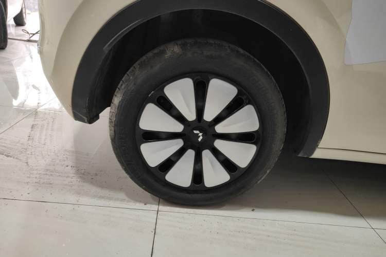 Used Wuling Bingo 2025 410 km Lingxi Deluxe Edition