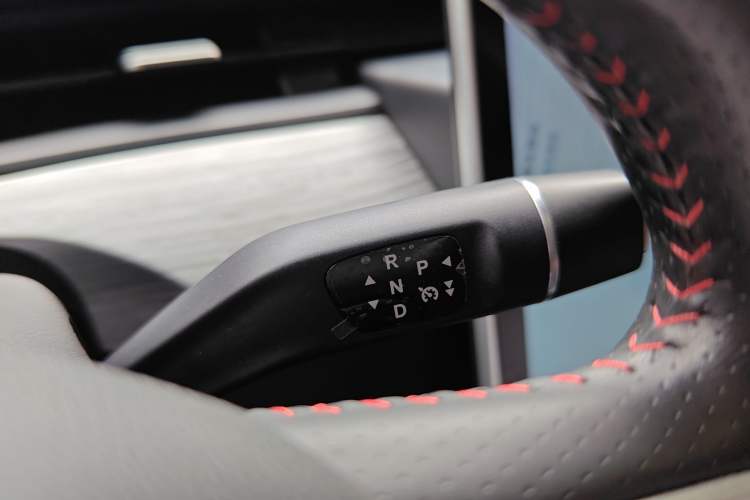 Used NETA V 2022 Chao 400 Lite Gear Lever