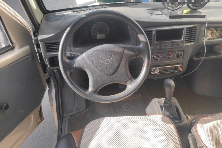 Used Wuling Zhiguang 2014 1.2L Extended Version LD6