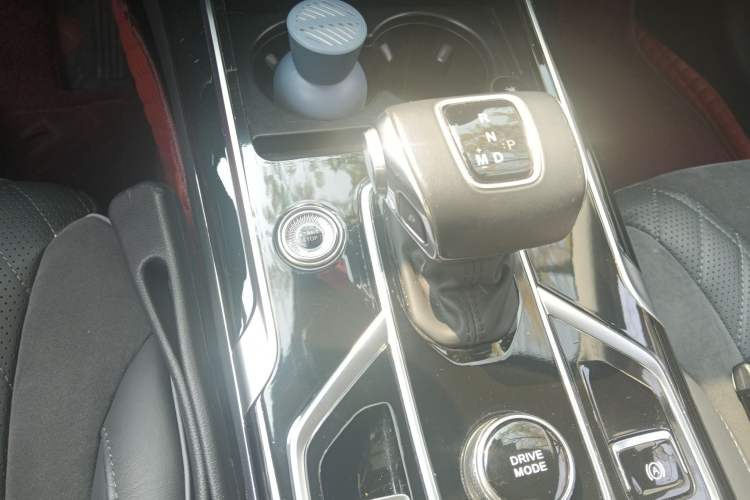 Used Hongqi HS5 2022 Revised Version 2.0T Smart Connect Flagship Edition