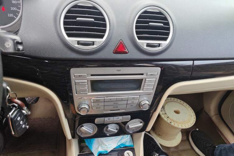 Used Volkswagen Lavida 2008 1.6L Manual Premium Edition
