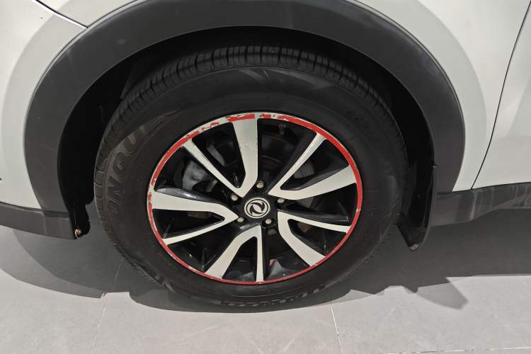 Used Dongfeng Fengon 580 2017 1.5T CVT Luxury Model
