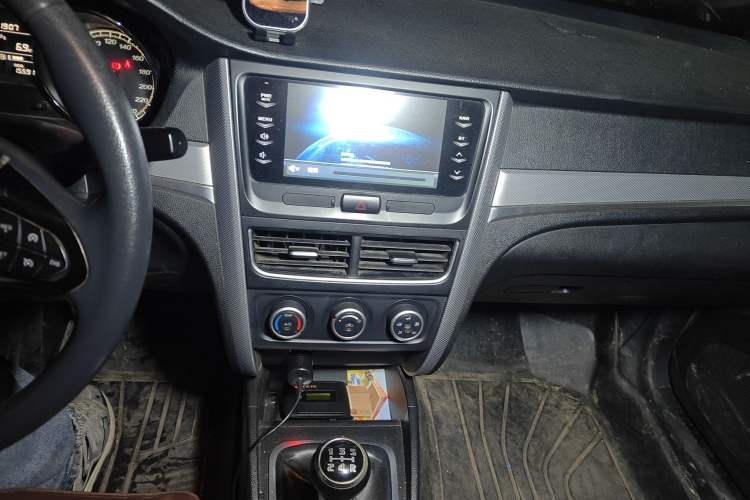 Used Bestune B30 2016 1.6L manual luxury version