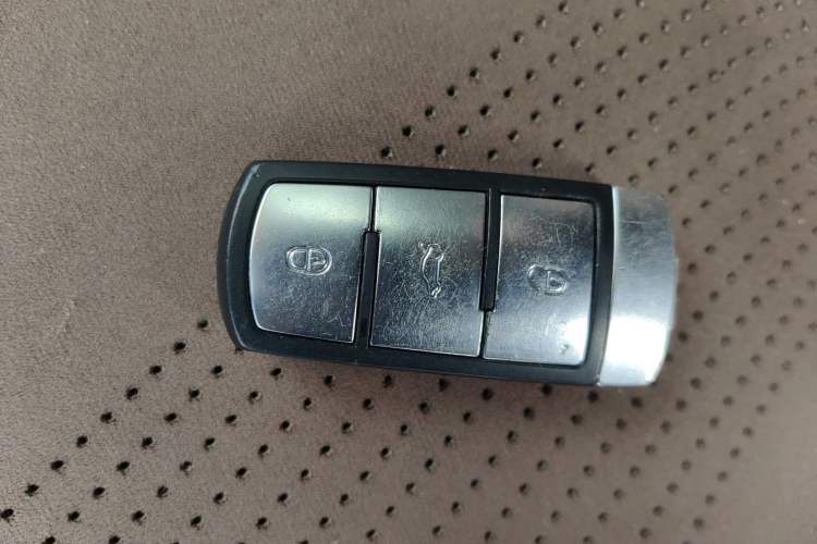 Used Volkswagen Magotan 2013 1.8TSI Luxury Model