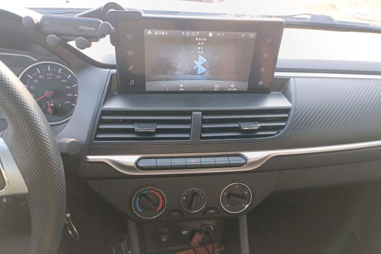 Used Great Wall Wingle 7 2019 2.0T Gasoline Two-Wheel Drive Value Edition China VI Standard Compact SUV GW4C20B