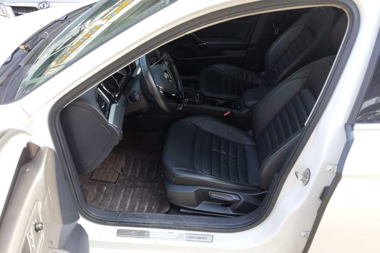 Used Volkswagen Lamando 2017 280TSI DSG Comfort Edition
