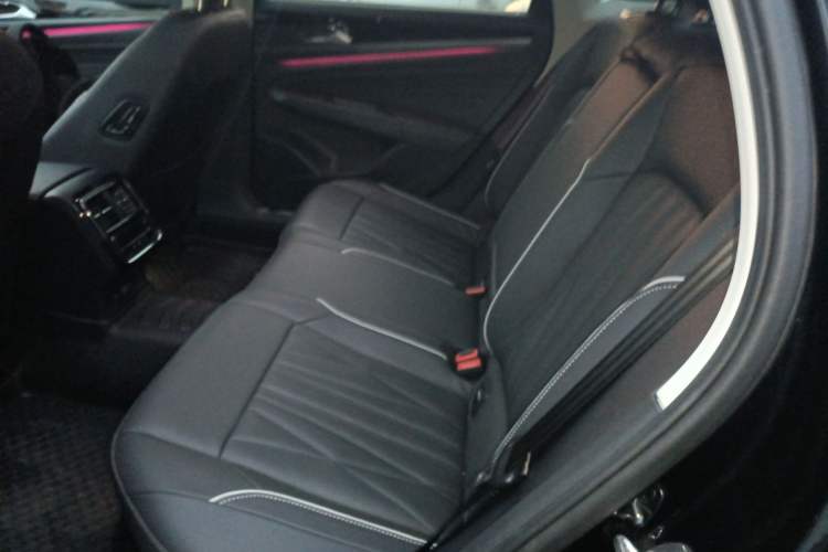 Used Volkswagen Passat 2023 Facelift 330TSI Luxury Edition