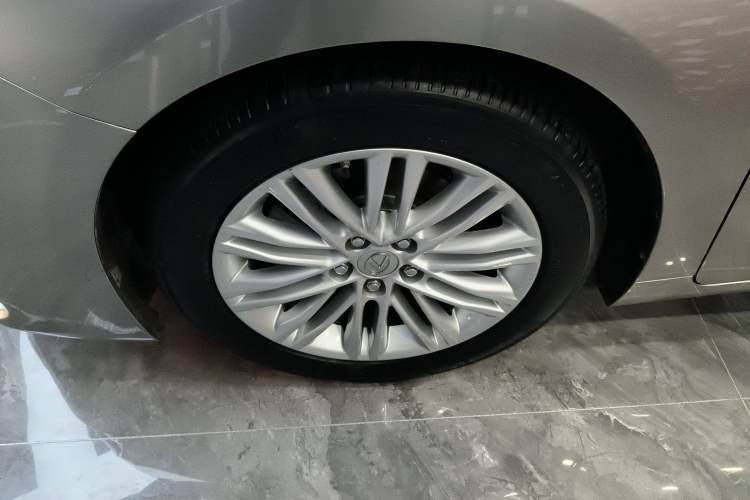 Used Lexus ES 2015 200 Elite Edition
