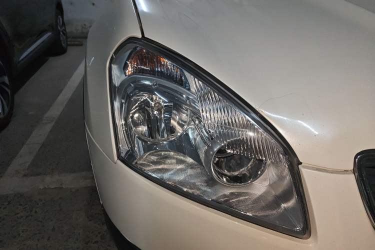 Used Nissan Qashqai 2012 2.0 XV LE CVT 2WD Right Front Headlight