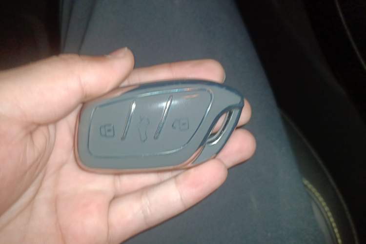 Used Roewe i5 2021 Revised Version 1.5L CVT Diamond Edition
