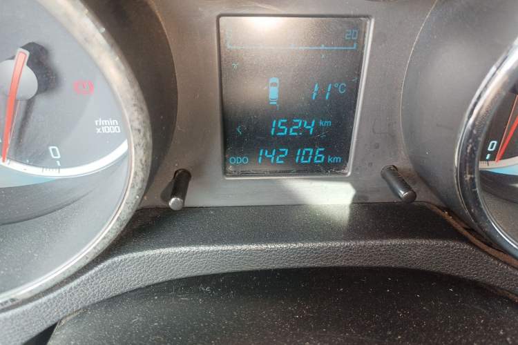 Used Changan CS35 2012 1.6L Manual Luxury Model China IV Standard
