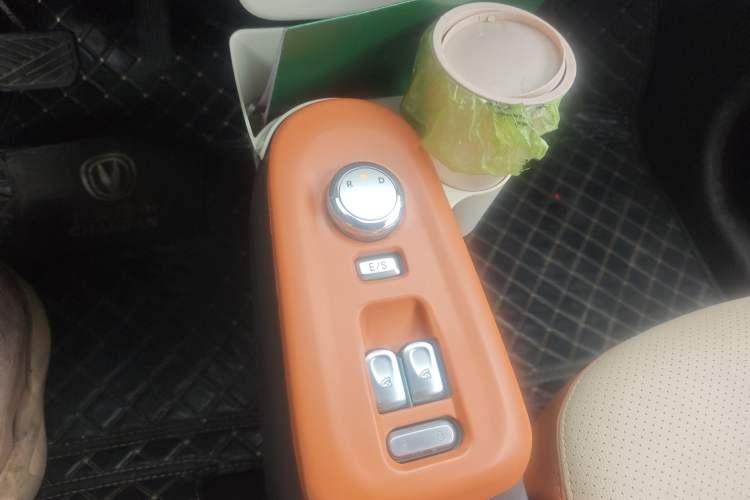 Used CHANGAN NEVO Lumin 2022 210km Sweet Edition
