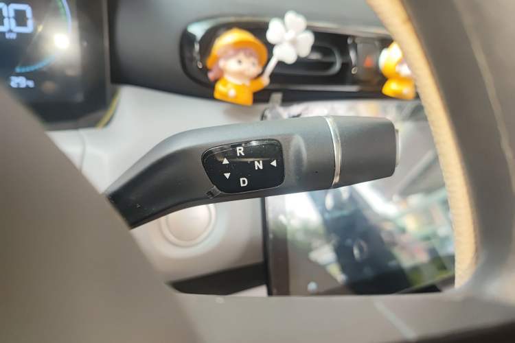 Used Leapmotor T03 2023 310 Lite Edition Gear Lever