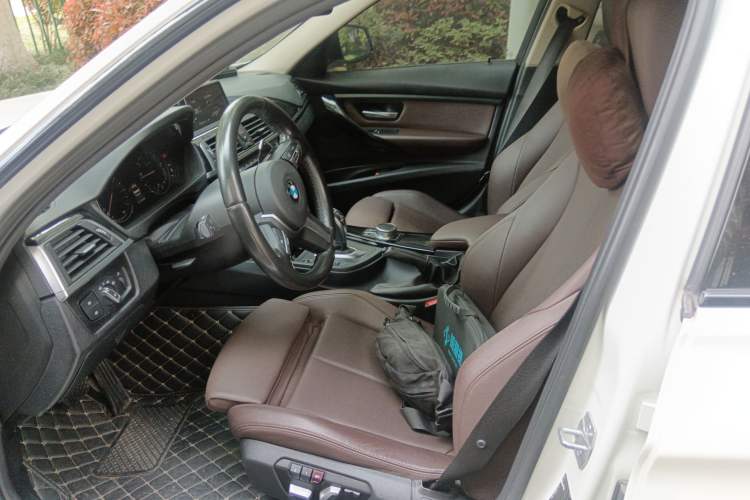 Used BMW 3 Series 2018 320Li Leading Model M Sport Package