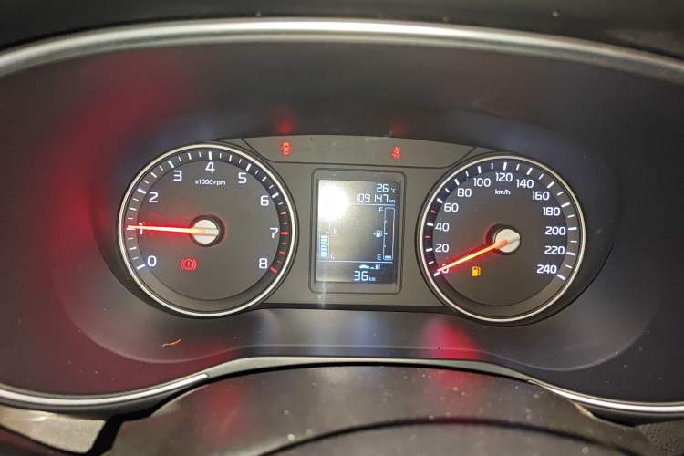 Used Kia KX3 2015 1.6L Automatic Two-Wheel Drive DLX Instrument Cluster