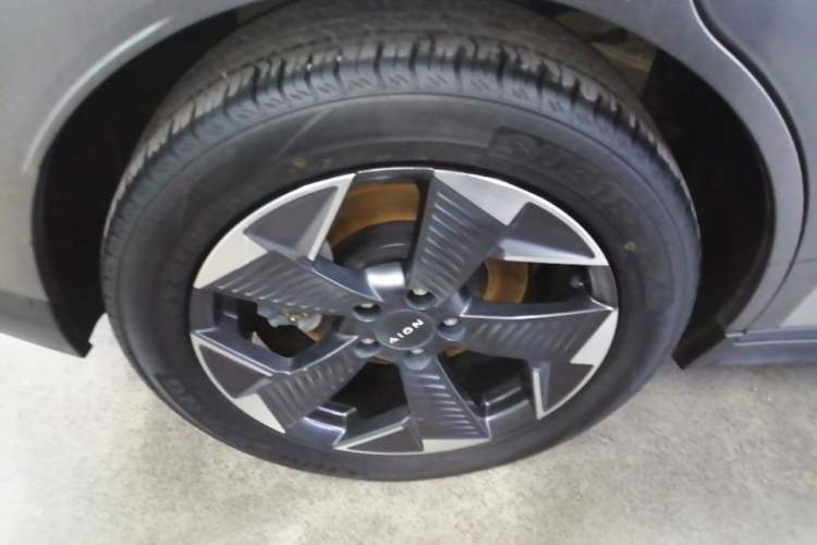 Used AION Y 2022 70 Intelligent Edition Lithium Iron Phosphate