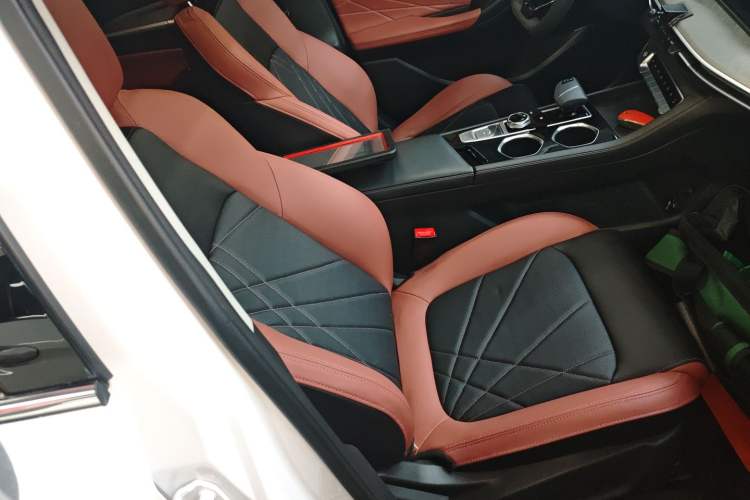 Used CHANGAN Eado 2022 PLUS Blue Whale NE 1.4T GDI DCT Flagship Edition
