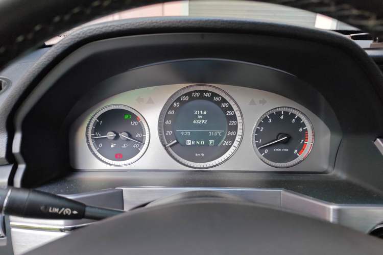 Used Mercedes-Benz GLK-Class 2011 GLK 300 4MATIC Dynamic Model Instrument Cluster