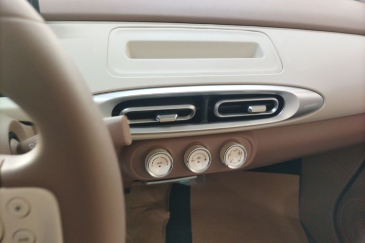 Used Wuling Hongguang MINIEV 2025 Four-Door Version Advanced Edition
