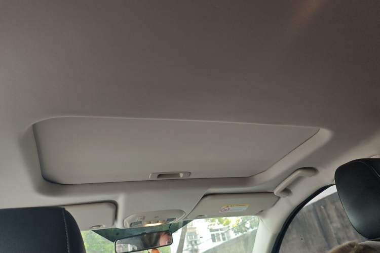 Used Ford Escort 2015 1.5L Automatic Fashion Model