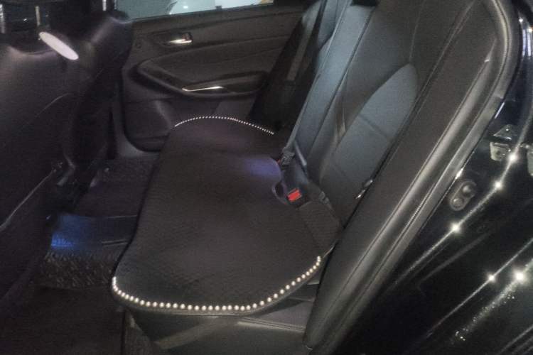 Used Toyota Avalon 2019 2.0L Luxury Edition China VI Standard