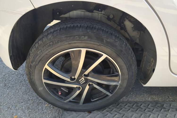 Used JMEV Xiao Qilin 2023 Joyful Edition 201km Luxury Model
