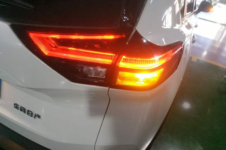 Used Nissan X-Trail 2022 VC-Turbo 300 CVT 2WD Star & Moon Limited Edition