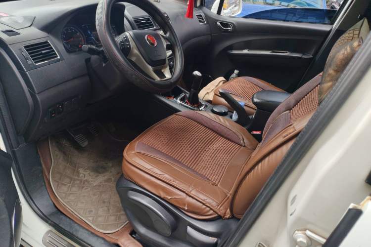 Used FORTHING Joyear X5 2013 1.6L Manual Luxury Model China IV Standard