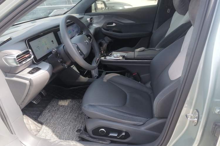 Used ARCFOX Alpha S 2021 603H Left Front Seat