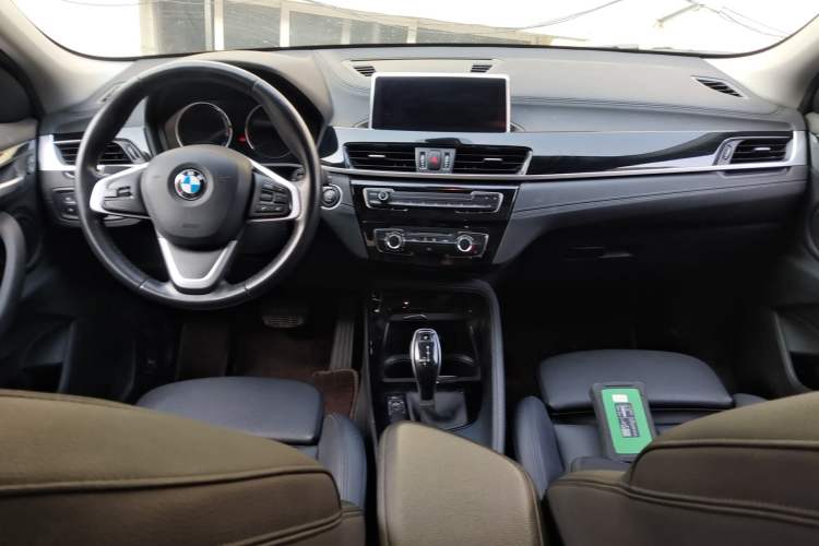 Used BMW X2 2019 sDrive20i M Sport Package China VI Emission Standard Center Console