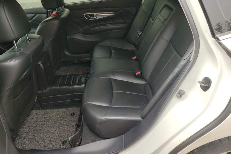 Used Infiniti Q70 2017 Q70L 2.5L Elite Edition
