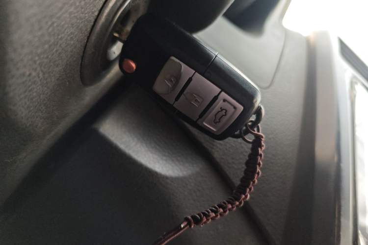 Used FORTHING Joyear X5 2013 1.6L Manual Luxury Model