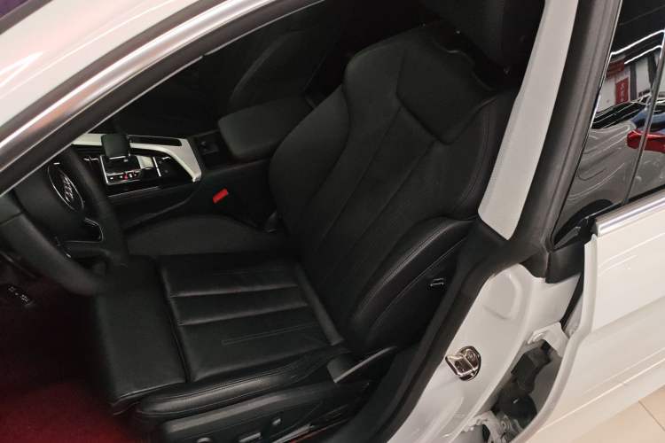 Used Audi A5 2022 Sportback 40 TFSI quattro Luxury Dynamic Model
