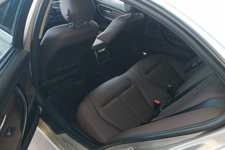 Used BMW 3 Series 2018 320Li Fashion Model
