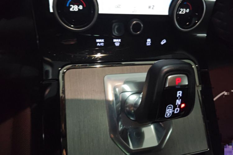 Used Land Rover Range Rover Evoque 2022 Aurora L 249 PS R-Dynamic Luxury Edition