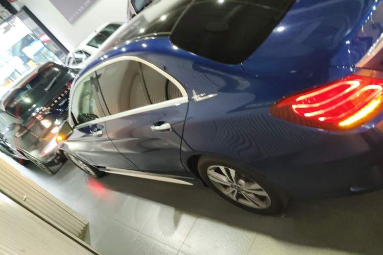 Used Mercedes-Benz C-Class 2018 C 200 L Sport Edition