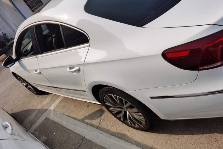 Used Volkswagen FAW-Volkswagen CC 2016 2.0 TSI Luxury Model
