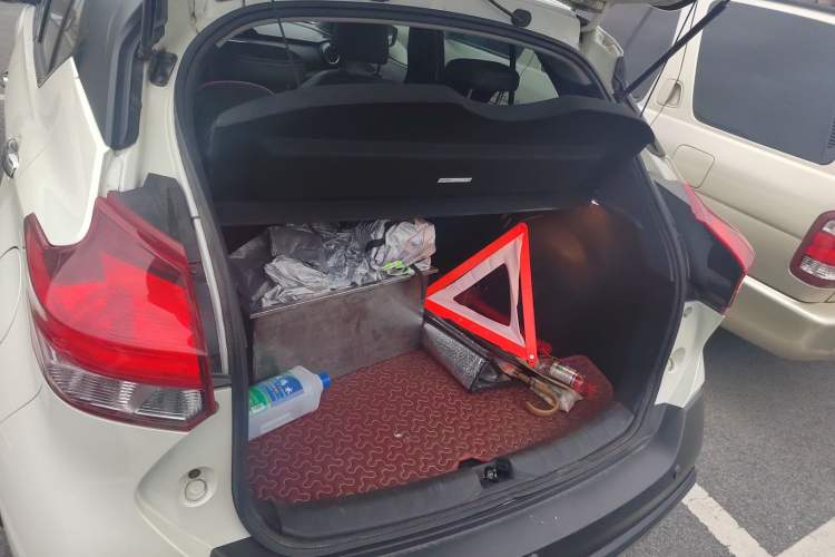 Used Nissan Kicks 2017 1.5L CVT Smart Drive Edition