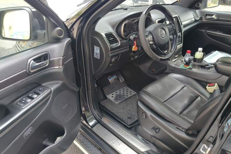 Used Jeep Grand Cherokee 2014 3.6L Elite Navigation Edition
