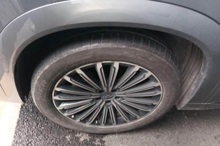 Used Chery Tiggo 9 C-DM 2025 1.5T 106KM Ultra-Comfort Edition 5 Seats Lithium-NMC