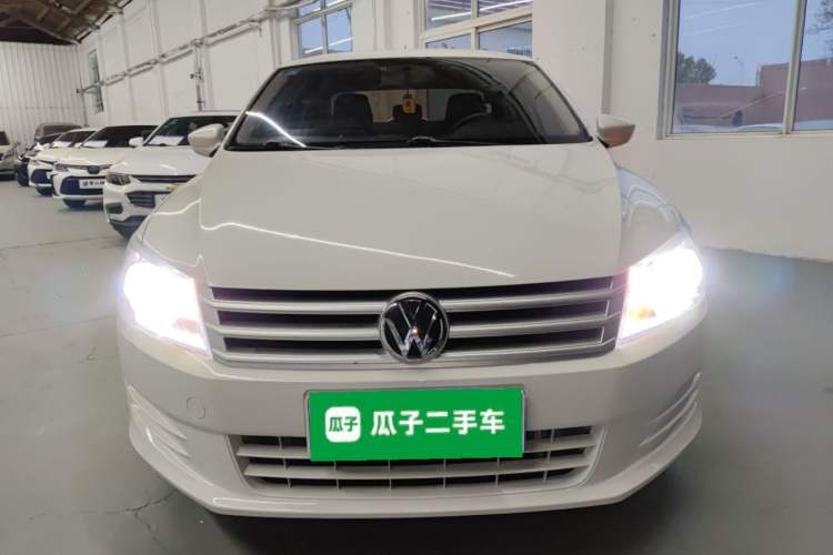 Used Volkswagen Santana 2015 1.6L Automatic Fashion Edition