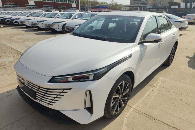 Used CHANGAN Eado 2025 Blue Whale 1.5T 500Bar Prestige Model