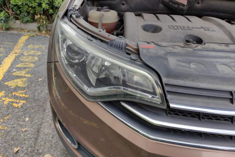 Used FAW Senya R7 2017 1.6L Automatic Prestige Model
