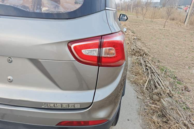 Used Baojun 510 2017 1.5L Automatic Fashion Model
